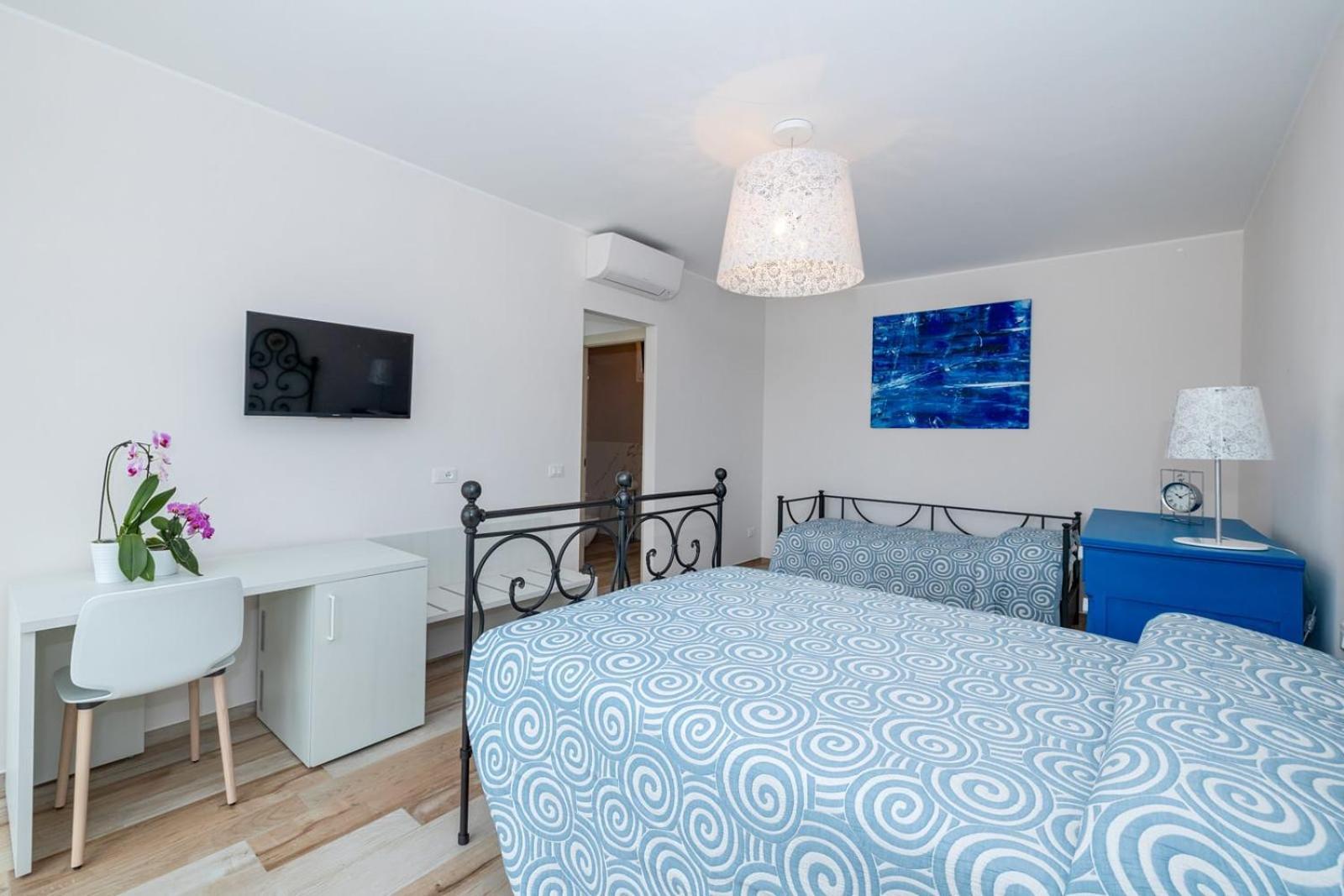 Bed and Breakfast Mirto Blu Borgio Verezzi Zimmer foto